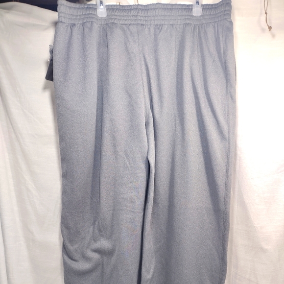 NHL Boston Bruins Logo Heather Gray Fleece Lined Wide Leg Sweatpants - Picture 9 of 16